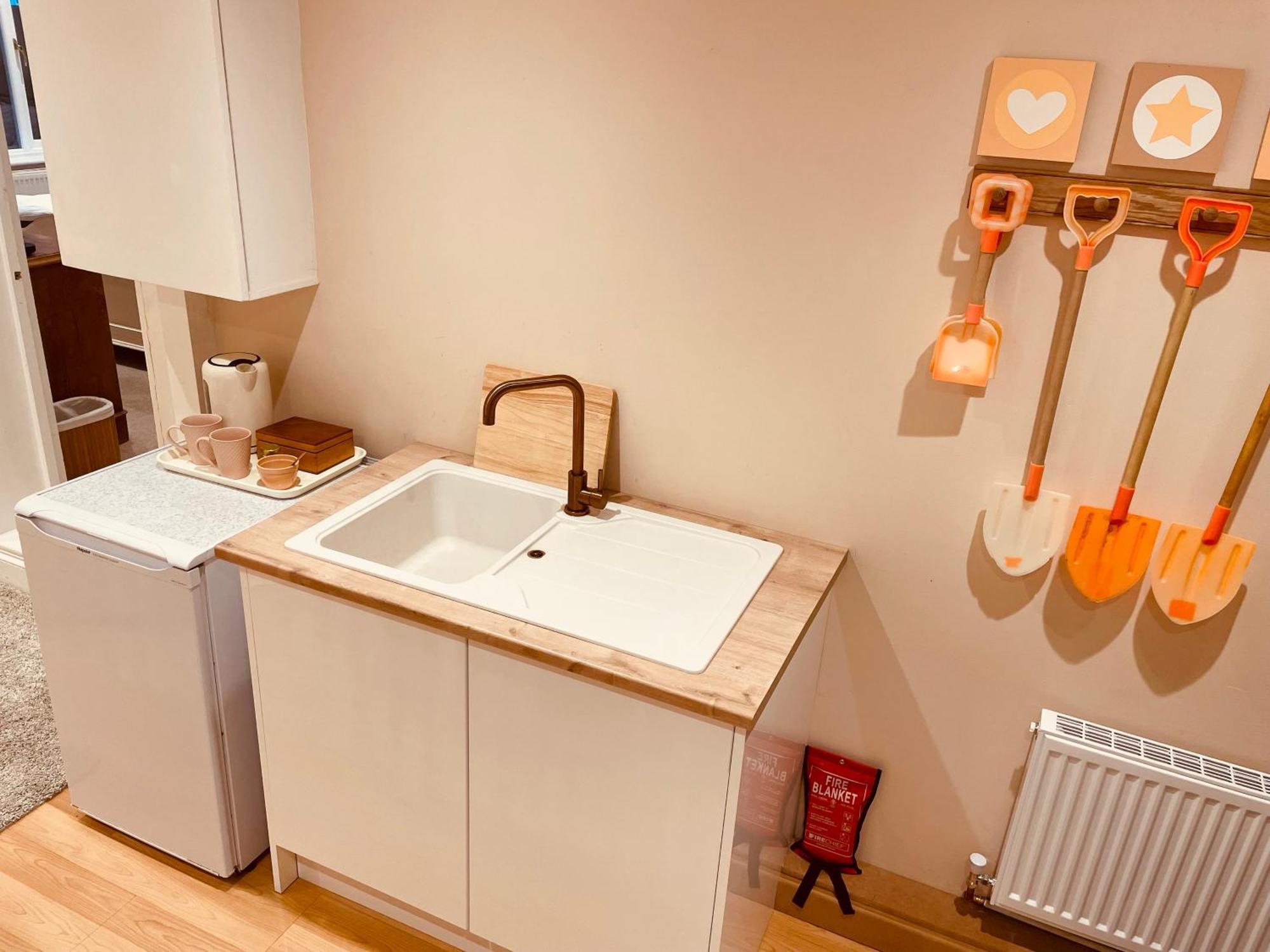 Apartment With Own Entrance & Terrace On West Hill Hastings Ngoại thất bức ảnh